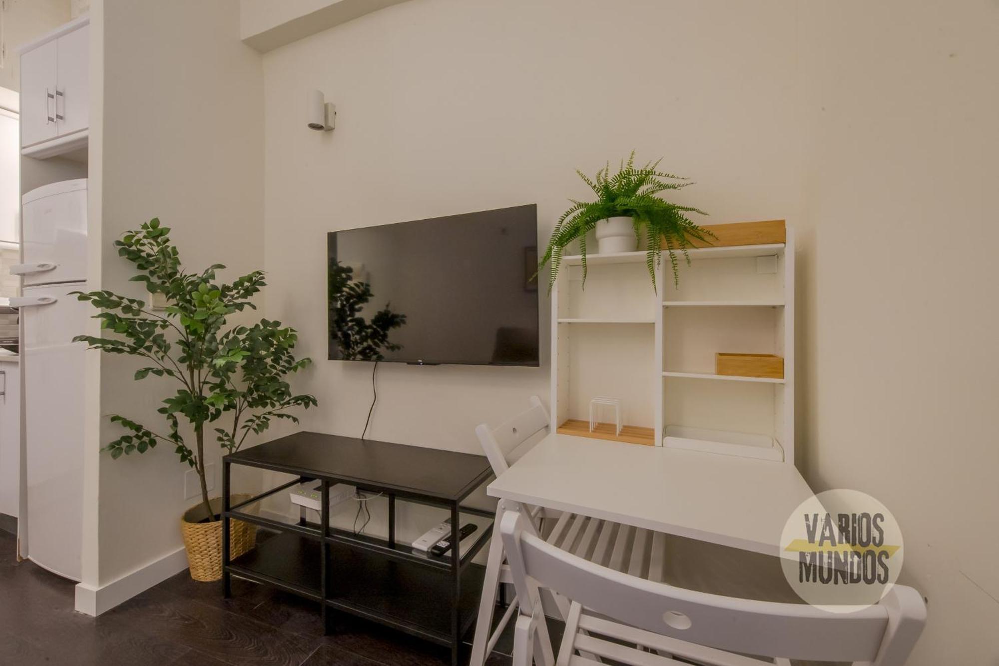 Tiny Apt Para 3Pax En La Plaza De Chueca Madrid Exterior foto